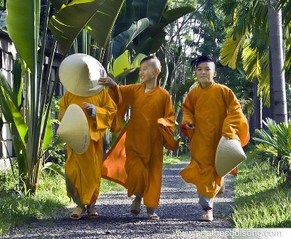 Nhớ Lại Buổi Đầu Đi Học