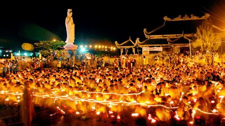 30. Thủy Nguyệt Quán Âm