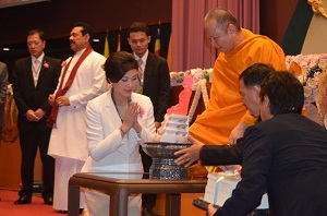 Thông Điệp Chúc Mừng Đại Lễ Phật Đản Vesak Liên Hiệp Quốc 2013 Từ Thủ Tướng Thái Lan