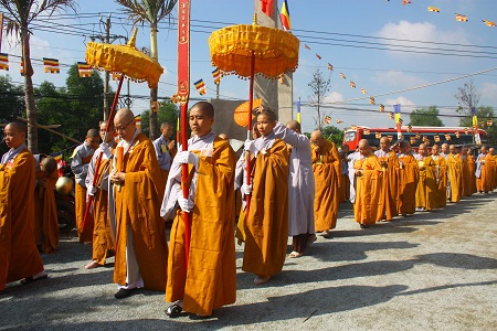 Đồng Nai: 2700 Giới Tử Thọ Trường Tại Đại Giới Đàn Pháp Loa 