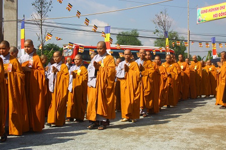 Bà Năm Cây Thị Đi Tù Vì Tội Gian Thương