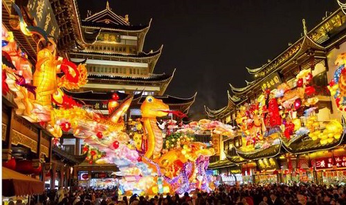 Viếng Chùa Vạn Phật Và 10 Điều Nên Làm Đón Mừng Năm Mới Ở Hồng Kông