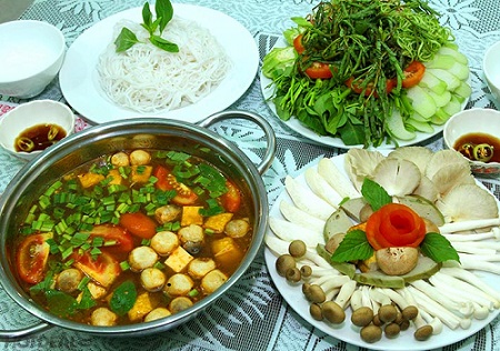 Lẩu Thái Chay Cho Ngày Rằm Vu Lan