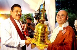 Tổng Thống Sri Lanka Trao Tặng Xá Lợi Phật Cho Hoa Kỳ