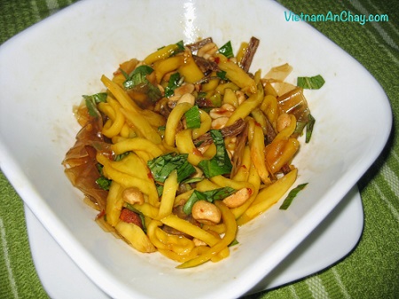 Bánh Tráng Trộn Xoài Chay