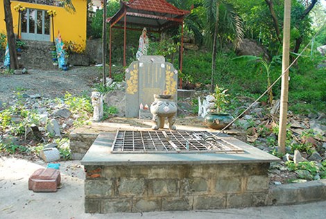 Huyền Thoại Vua Gia Long Đào Giếng Bằng Bảo Kiếm Trên Chùa Bửu Phong