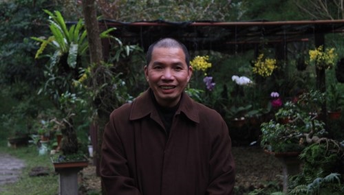 Thầy Thích Tỉnh Thuần: 