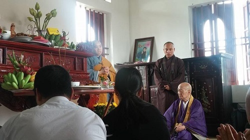 Hòa Thượng Yoshimizu Daichi Cùng Các Cảnh Sát Nhật Bản Làm Lễ Cầu Siêu Cho Bé Nhật Linh  Tại Việt Nam