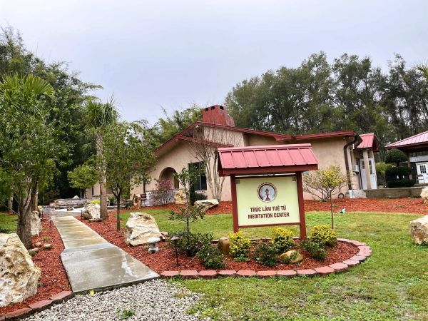 Thiền Viện Trúc Lâm Tuệ Từ - Kỳ Viên Tịnh Xá Nhiệm Mầu Ở Tiểu Bang Florida