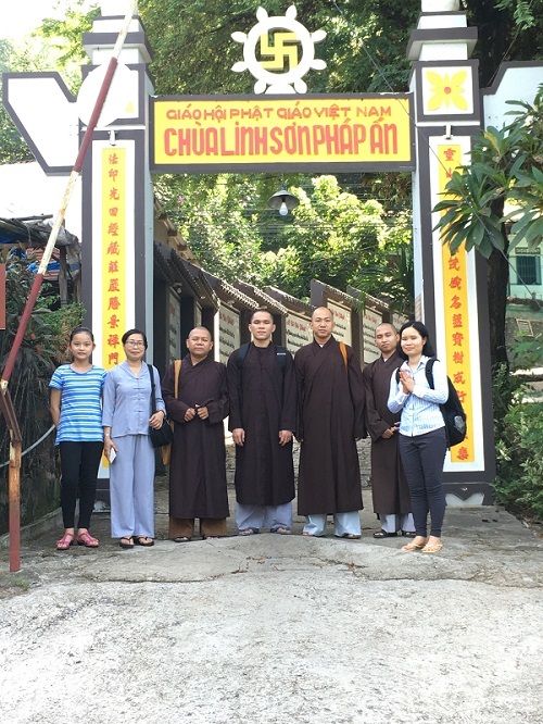Linh Sơn Pháp Ấn Con Về