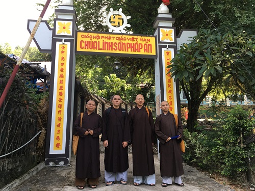 Video: Hoằng Pháp Của Quý Thầy Ở Quan Âm Tu Viện Tại Nha Trang