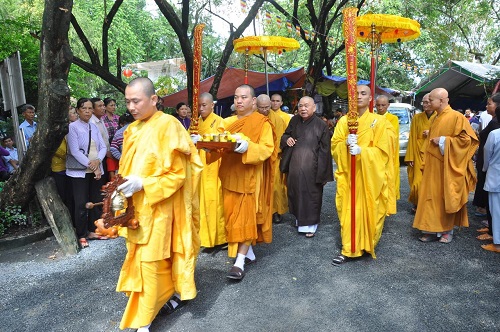 Màu Sắc Pháp Phục Phật Giáo Việt Nam