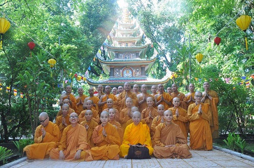 Đạo Hạnh Người Xuất Gia - Nét Đẹp Văn Hóa Phật Giáo
